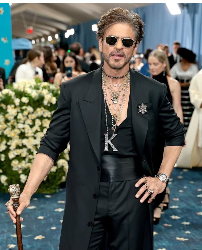Shah Rukh Khan Breaks Barriers: